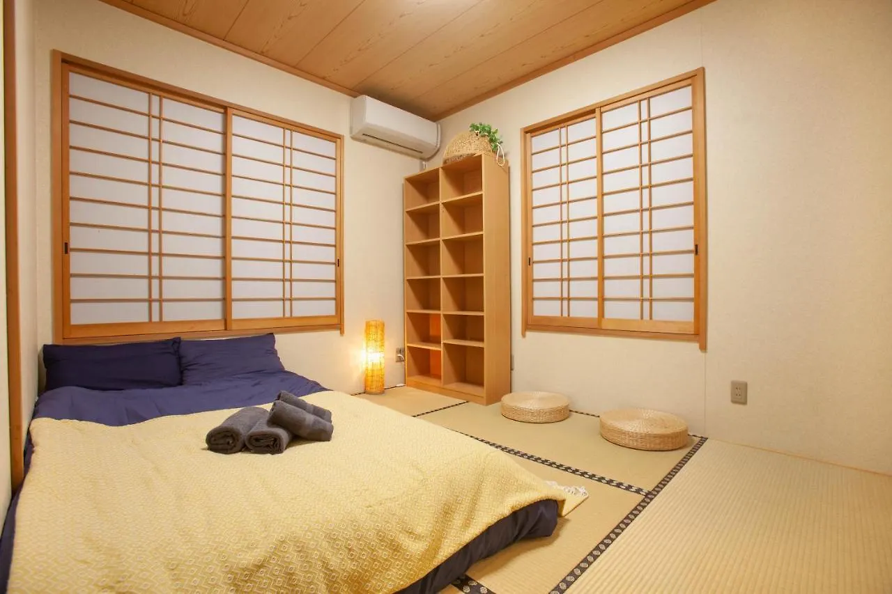 Lucky Higashimizue ラッキー東瑞江 Apartment Tokyo 0*,  Japan