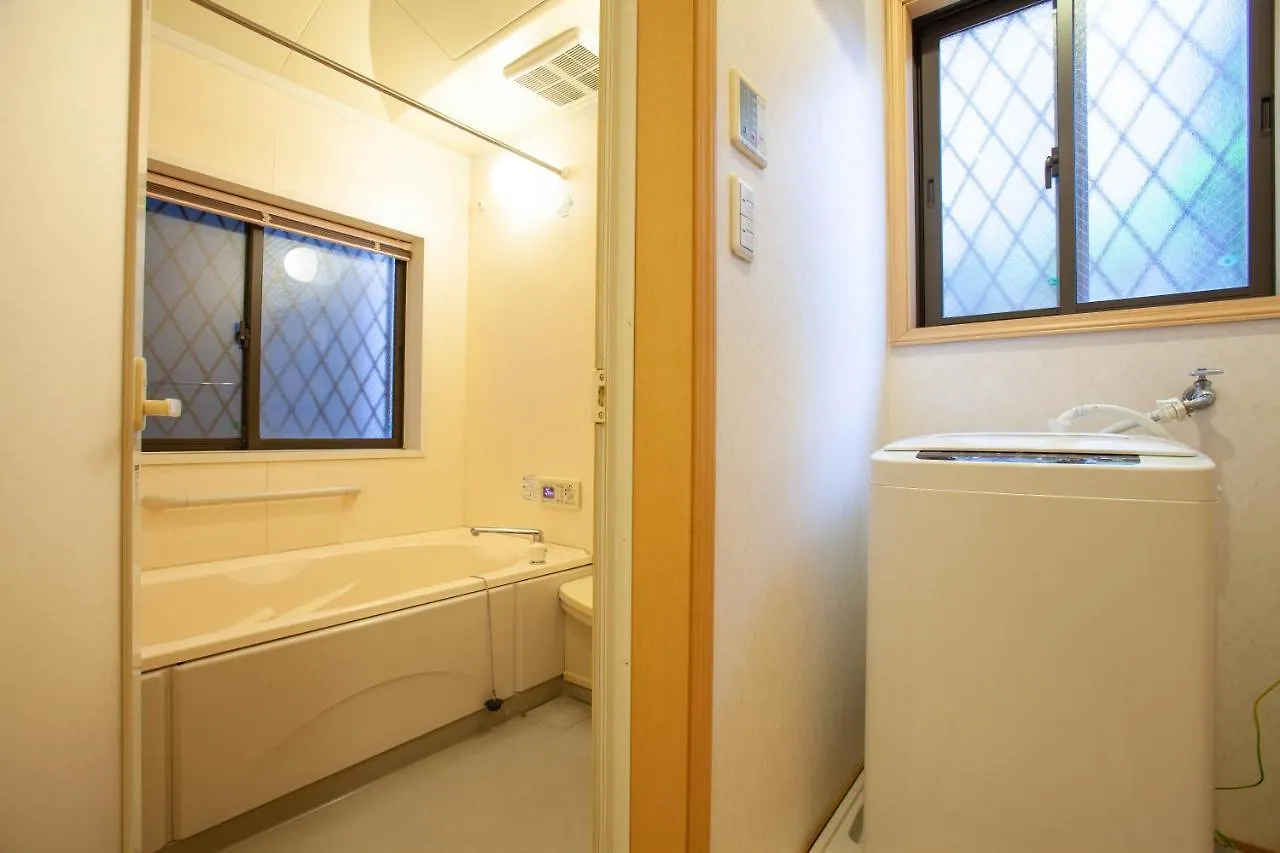 Lucky Higashimizue ラッキー東瑞江 Apartment Tokyo 0*,  Japan